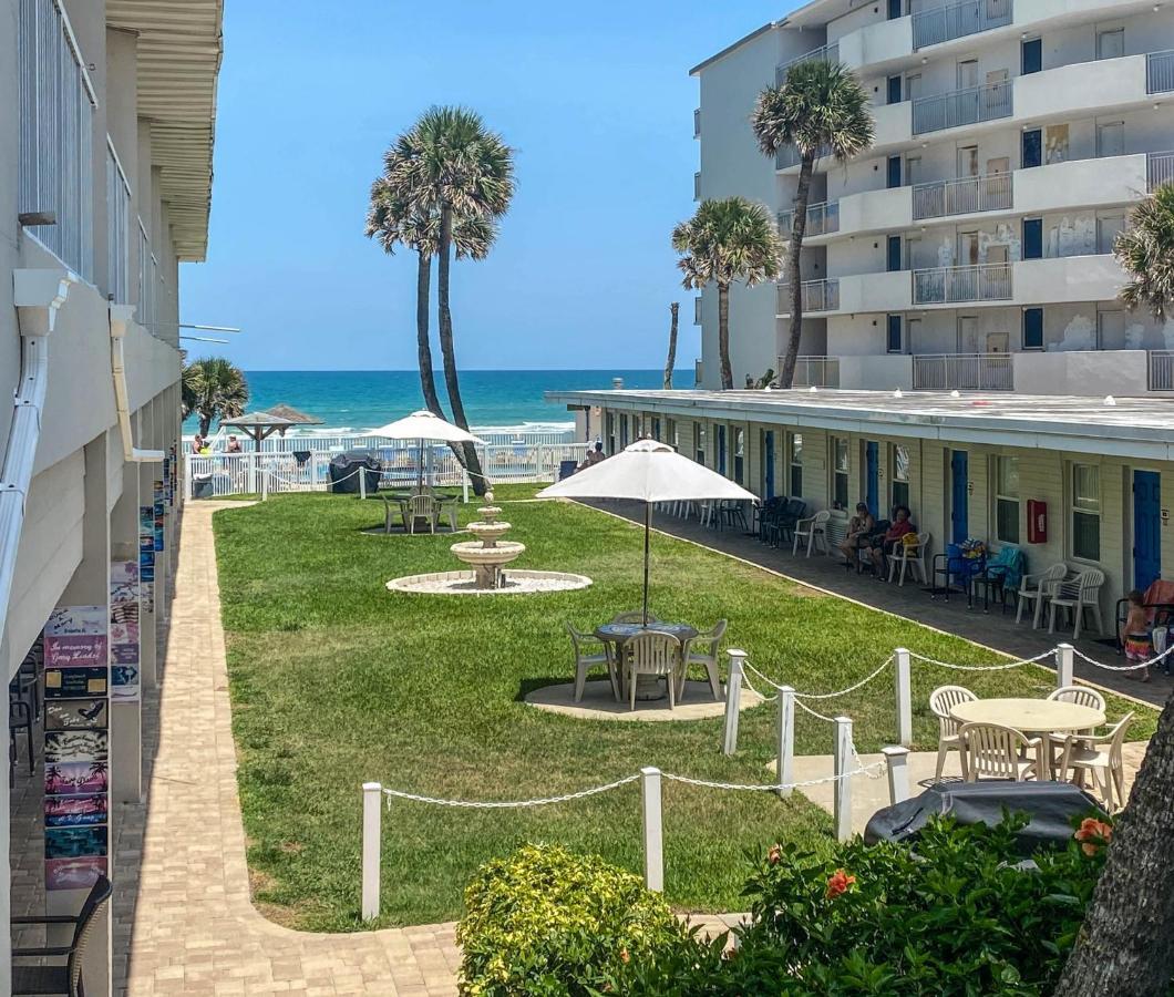 Ocean Court Beachfront Hotel Daytona Beach Esterno foto